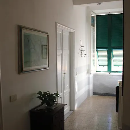 Casa In Centro Spezia Апартаменты
